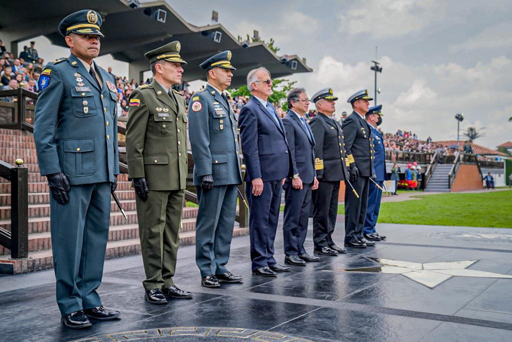 280 hombres y mujeres ascendieron al grado de subtenientes del Ejército Nacional de Colombia