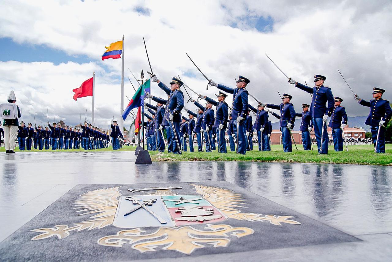 117 años de historia celebra la Escuela Militar José María Córdova, con igual número de oficiales ascendidos
