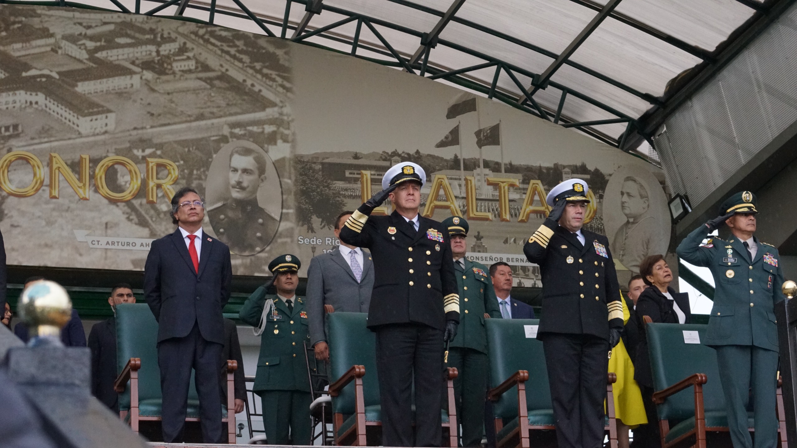 El Ejército Nacional tiene 302 nuevos subtenientes que fortalecerán la defensa del país El Ejército Nacional tiene 302 nuevos subtenientes que fortalecerán la defensa del país